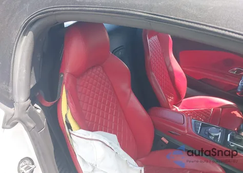 2017 Audi R8 5.2 V10 z USA, uszkodzony, nr VIN WUAVACFX0H7903232